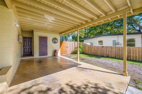 Villa ou maison à vendre à Tampa, Floride: 3 chambres, 123.19 m2 № 2302985 - photo 4