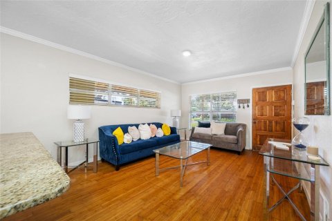 Villa ou maison à vendre à Tampa, Floride: 3 chambres, 123.19 m2 № 2302985 - photo 5