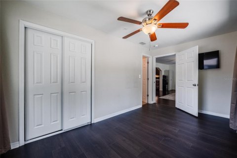 House in Lakeland, Florida 4 bedrooms, 191.38 sq.m. № 2106806 - photo 25