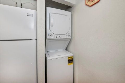 Купить кондоминиум в Пунта-Горда, Флорида 4 комнаты, 79.15м2, № 1534248 - фото 17