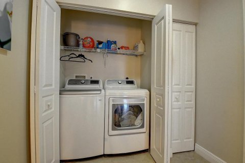 Adosado en alquiler en Delray Beach, Florida, 3 dormitorios, 169.08 m2 № 1172516 - foto 1