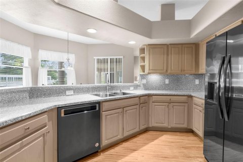 Villa ou maison à vendre à Spring Hill, Floride: 3 chambres, 208.1 m2 № 1898508 - photo 4