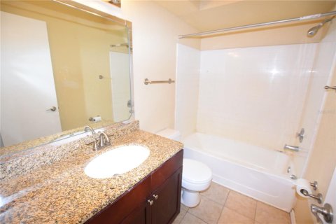 Condominio en alquiler en Orlando, Florida, 2 dormitorios, 91.79 m2 № 1720563 - foto 20