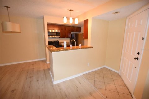 Condominio en alquiler en Orlando, Florida, 2 dormitorios, 91.79 m2 № 1720563 - foto 10