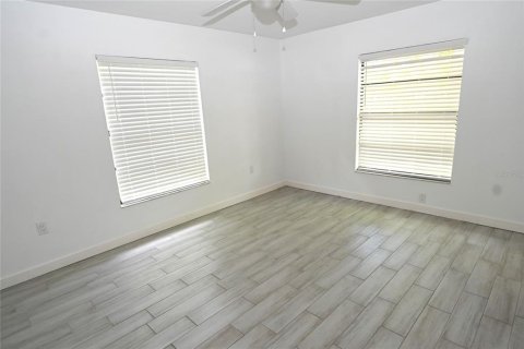 Снять в аренду квартиру в Сарасота, Флорида 4 комнаты, 76.64м2, № 2231780 - фото 11