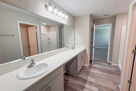 Villa ou maison à vendre à Lakeland, Floride: 5 chambres, 268.02 m2 № 2294692 - photo 4