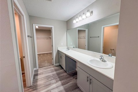Villa ou maison à vendre à Lakeland, Floride: 5 chambres, 268.02 m2 № 2294692 - photo 2