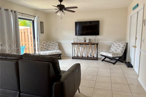 Casa en venta en Boynton Beach, Florida, 2 dormitorios, 96.99 m2 № 1932153 - foto 6