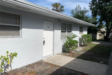 House in Pompano Beach, Florida 2 bedrooms, 91.69 sq.m. № 1974701