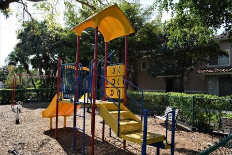 Купить кондоминиум в Мирамар, Флорида 1 спальня, 57.41м2, № 2176078 - фото 19