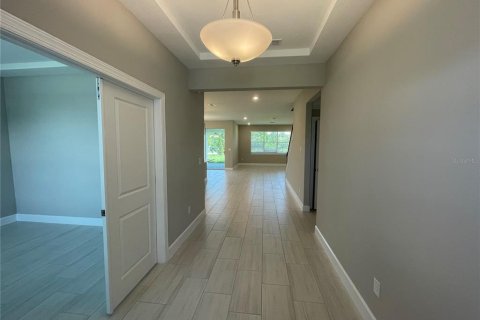 Casa en venta en Wesley Chapel, Florida, 4 dormitorios, 262.91 m2 № 2217044 - foto 5