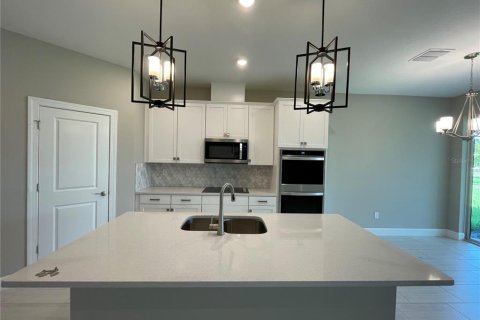 Casa en venta en Wesley Chapel, Florida, 4 dormitorios, 262.91 m2 № 2217044 - foto 7