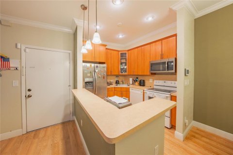 Condo in Tamarac, Florida, 2 bedrooms  № 2186578 - photo 5