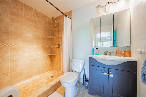 Condo in Tamarac, Florida, 2 bedrooms  № 2186578 - photo 17
