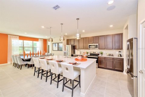 Villa ou maison à vendre à Kissimmee, Floride: 15 chambres, 588.35 m2 № 2394173 - photo 7