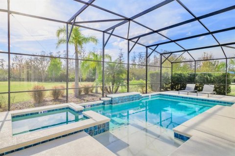 Villa ou maison à vendre à Kissimmee, Floride: 15 chambres, 588.35 m2 № 2394173 - photo 3