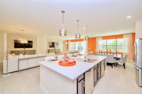 Villa ou maison à vendre à Kissimmee, Floride: 15 chambres, 588.35 m2 № 2394173 - photo 13