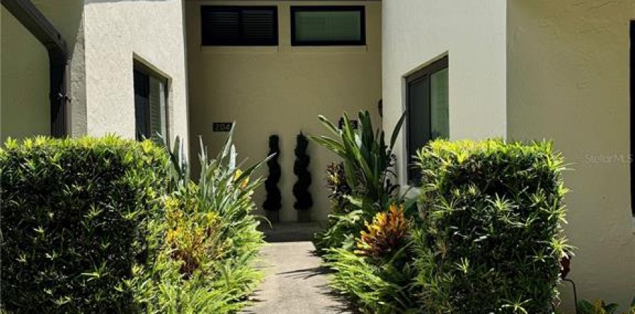 Condo in Crystal River, Florida, 3 bedrooms  № 2277200