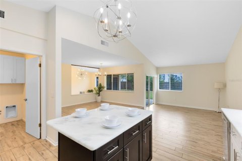House in Winter Park, Florida 3 bedrooms, 161.46 sq.m. № 1508174 - photo 26