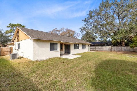 House in Winter Park, Florida 3 bedrooms, 161.46 sq.m. № 1508174 - photo 8