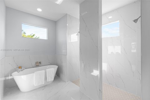 Villa ou maison à vendre à Lehigh Acres, Floride: 3 chambres, 159.51 m2 № 2084368 - photo 30