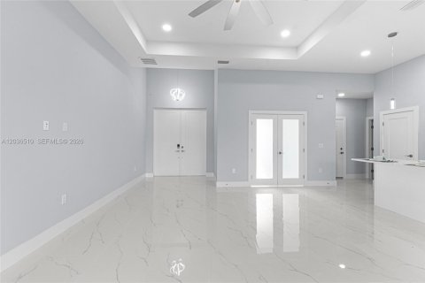 Villa ou maison à vendre à Lehigh Acres, Floride: 3 chambres, 159.51 m2 № 2084368 - photo 26