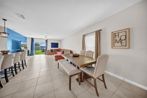 Villa ou maison à vendre à Wesley Chapel, Floride: 6 chambres, 239.69 m2 № 1916292 - photo 8