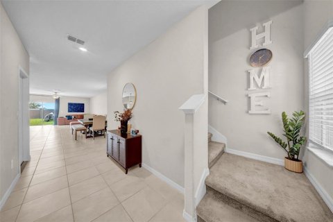 Villa ou maison à vendre à Wesley Chapel, Floride: 6 chambres, 239.69 m2 № 1916292 - photo 5