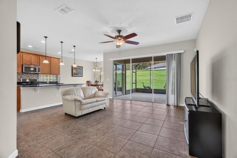 Villa ou maison à vendre à Mount Dora, Floride: 4 chambres, 246.56 m2 № 2419831 - photo 13