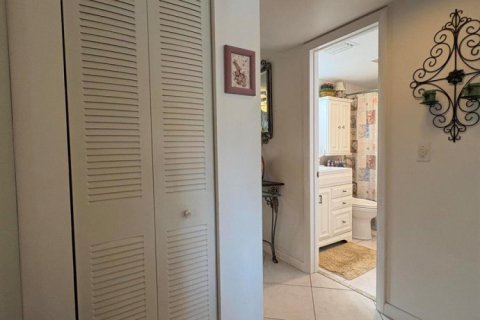 Condominio en venta en West Palm Beach, Florida, 2 dormitorios, 74.14 m2 № 2181246 - foto 13