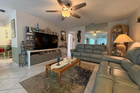 Condominio en venta en West Palm Beach, Florida, 2 dormitorios, 74.14 m2 № 2181246 - foto 2