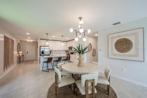 Villa ou maison à vendre à Lake Suzy, Floride: 4 chambres, 196.58 m2 № 2413533 - photo 7