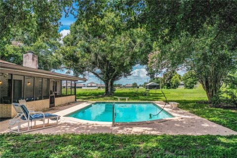 House in Winter Haven, Florida 4 bedrooms, 185.9 sq.m. № 1802278 - photo 16