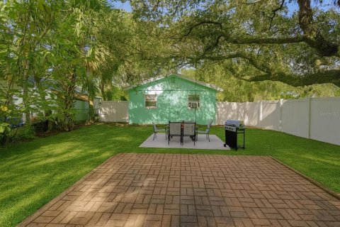 House in Sanford, Florida 2 bedrooms, 65.4 sq.m. № 1819633 - photo 28
