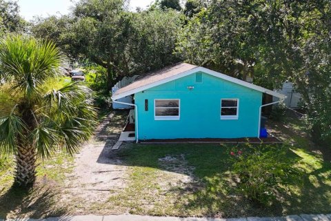 House in Sanford, Florida 2 bedrooms, 65.4 sq.m. № 1819633 - photo 2