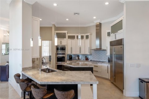 House in Weston, Florida 6 bedrooms, 490.06 sq.m. № 2041723 - photo 28