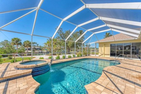Villa ou maison à vendre à Placida, Floride: 3 chambres, 279.64 m2 № 1780339 - photo 6
