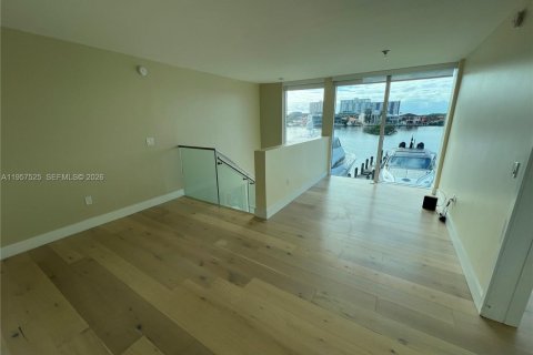 Снять в аренду кондоминиум в Санни-Айлс-Бич, Флорида 2 спальни, 121.89м2, № 2024021 - фото 6