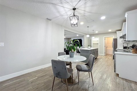 Villa ou maison à vendre à Lutz, Floride: 3 chambres, 229.56 m2 № 1905661 - photo 18