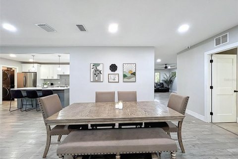 Villa ou maison à vendre à Lutz, Floride: 3 chambres, 229.56 m2 № 1905661 - photo 5