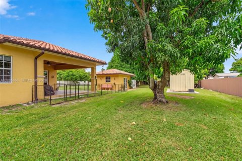 Casa en venta en Miami, Florida, 3 dormitorios, 263.94 m2 № 2385524 - foto 7