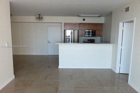 Copropriété à louer à Miami, Floride: 2 chambres, 108.6 m2 № 2145847 - photo 12