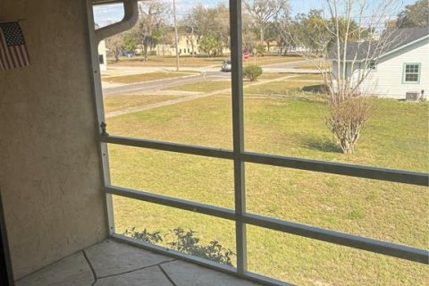 Condo in Lake Wales, Florida, 2 bedrooms  № 1546286 - photo 21