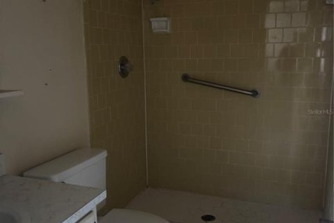 Condo in Lake Wales, Florida, 2 bedrooms  № 1546286 - photo 13
