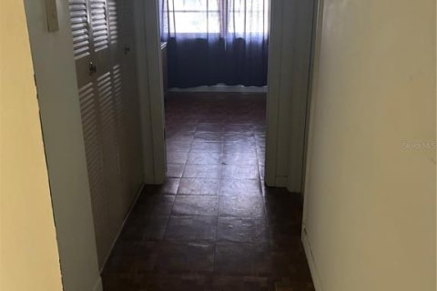 Condo in Lake Wales, Florida, 2 bedrooms  № 1546286 - photo 17