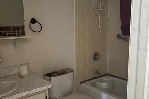 Condo in Lake Wales, Florida, 2 bedrooms  № 1546286 - photo 19