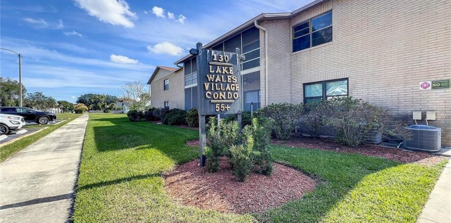 Condo in Lake Wales, Florida, 2 bedrooms № 1546286