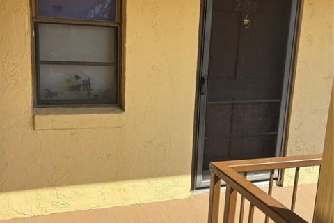 Condo in Lake Wales, Florida, 2 bedrooms  № 1546286 - photo 3