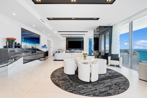 Copropriété à vendre à Sunny Isles Beach, Floride: 5 chambres, 626.16 m2 № 1994698 - photo 8