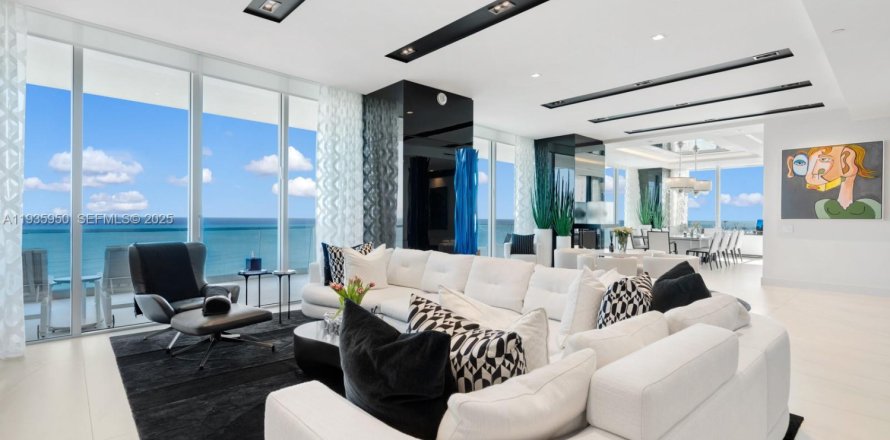 Condo à Sunny Isles Beach, Floride, 5 chambres  № 1994698